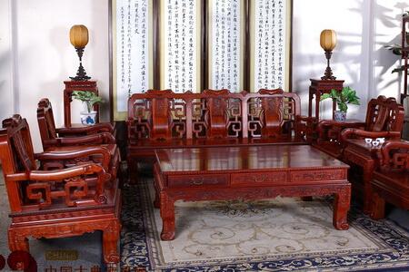 天下十大红木家具品牌之尊龙凯时红木教你怎样保养红木家具